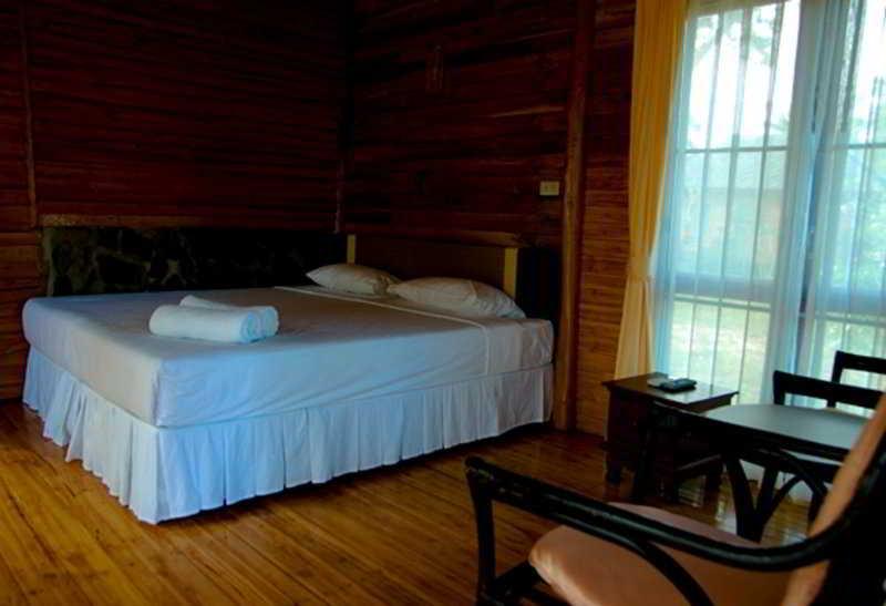 Sai Ngam Beach Resort Pathio Exteriör bild